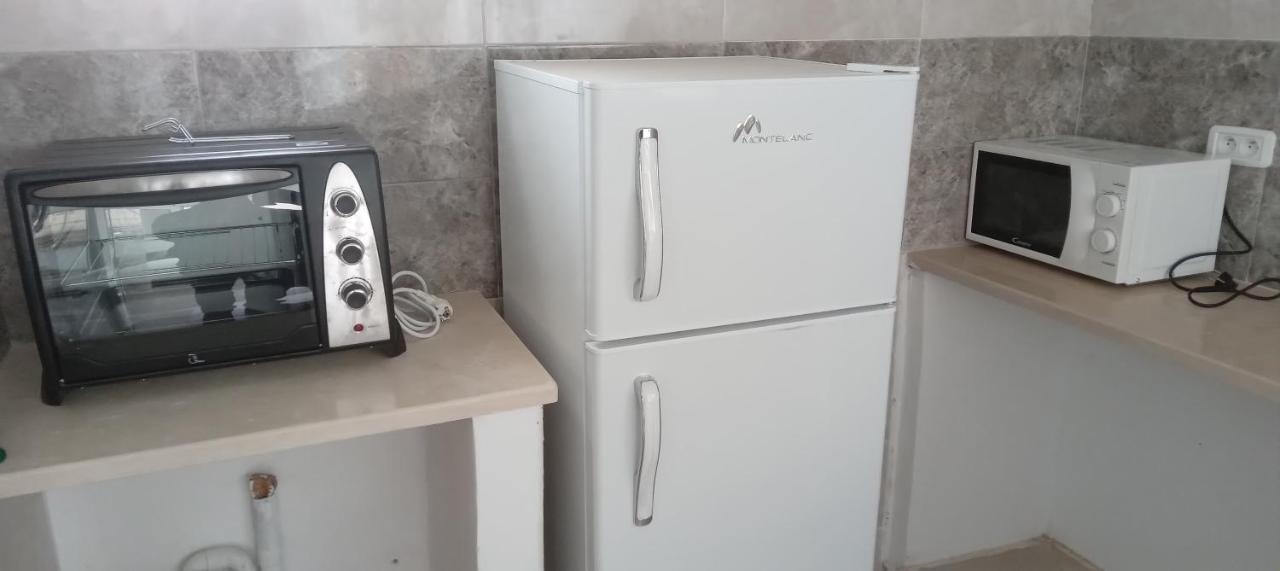 Studio, Cite La Gazelle ,Pas Jafar, Quartier Calme 10 Min De L'Aeroport Pres Du Technopark מראה חיצוני תמונה