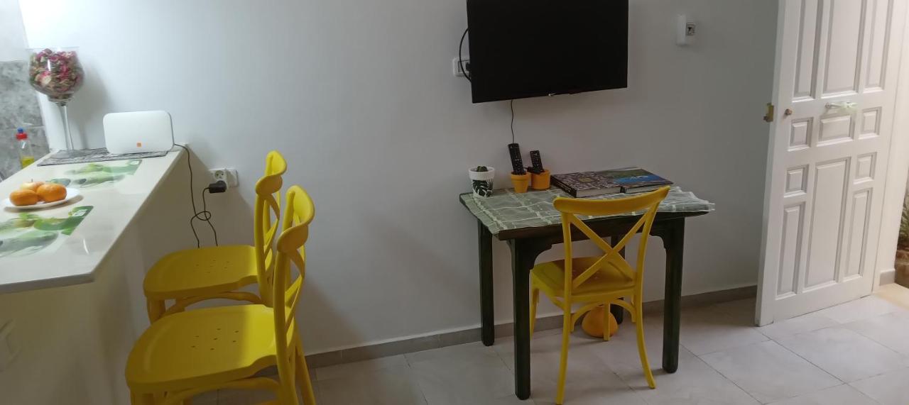 Studio, Cite La Gazelle ,Pas Jafar, Quartier Calme 10 Min De L'Aeroport Pres Du Technopark מראה חיצוני תמונה