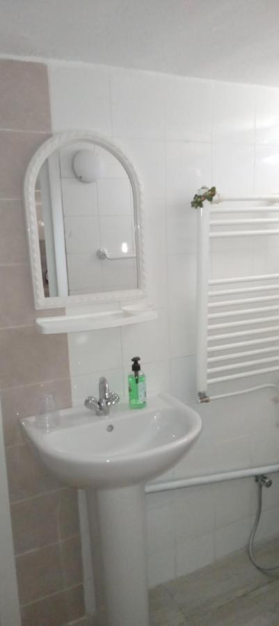 Studio, Cite La Gazelle ,Pas Jafar, Quartier Calme 10 Min De L'Aeroport Pres Du Technopark מראה חיצוני תמונה