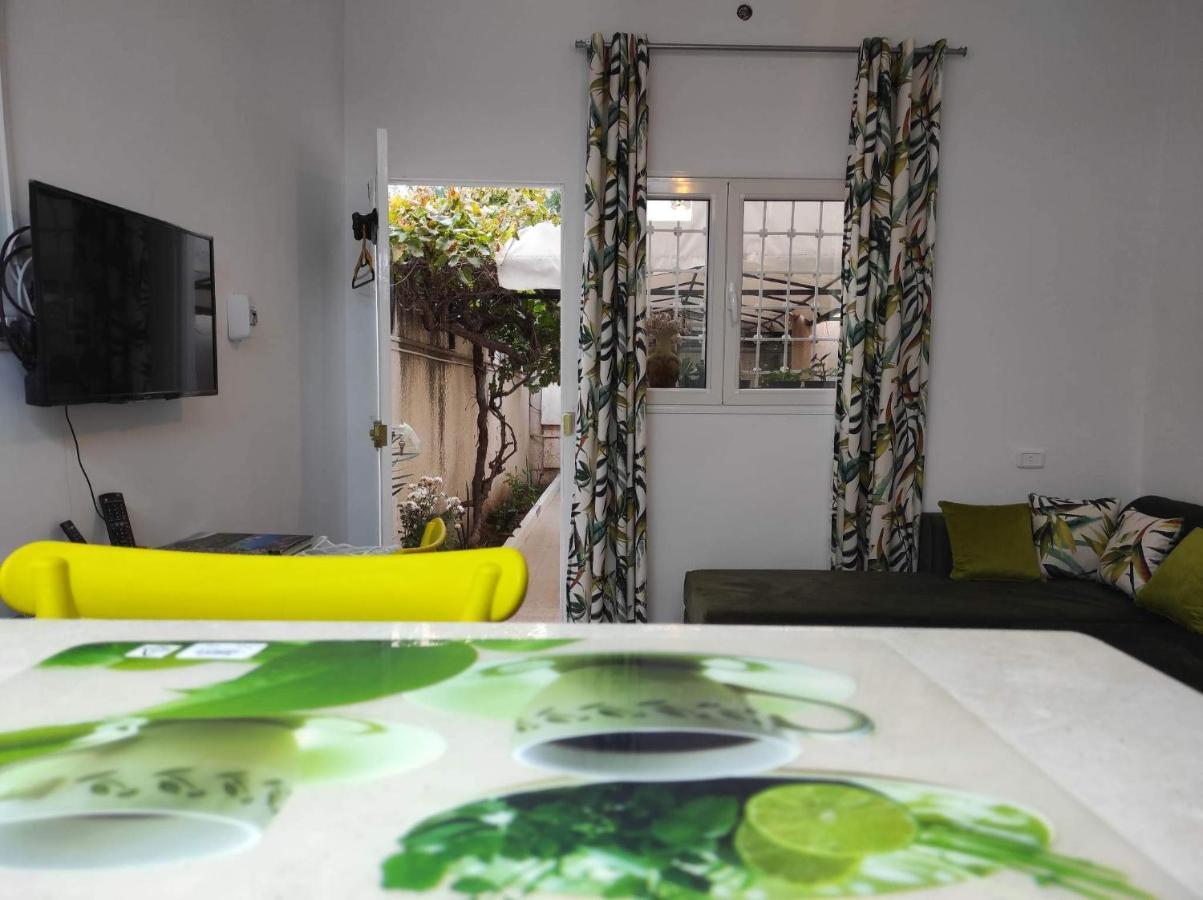 Studio, Cite La Gazelle ,Pas Jafar, Quartier Calme 10 Min De L'Aeroport Pres Du Technopark מראה חיצוני תמונה