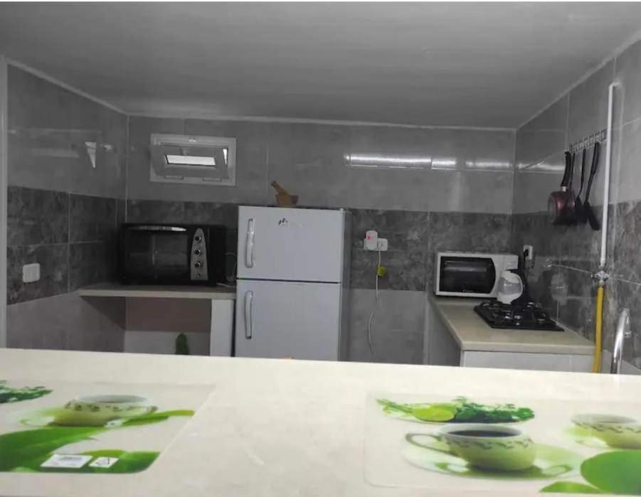 Studio, Cite La Gazelle ,Pas Jafar, Quartier Calme 10 Min De L'Aeroport Pres Du Technopark מראה חיצוני תמונה