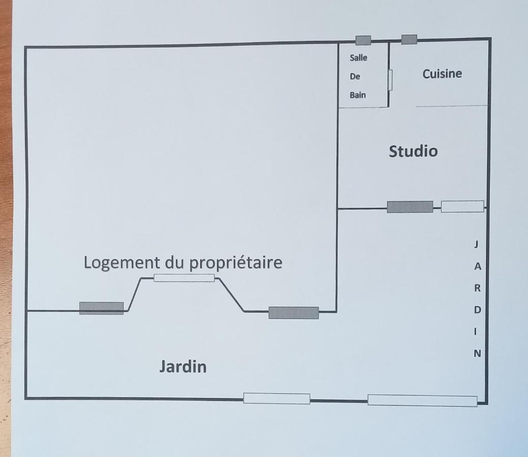 Studio, Cite La Gazelle ,Pas Jafar, Quartier Calme 10 Min De L'Aeroport Pres Du Technopark מראה חיצוני תמונה